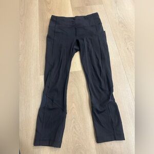 Lululemon Athletica Black Leggings crop size 4